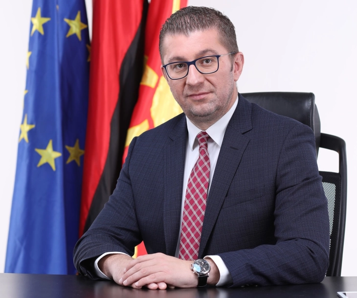 Urim i kryetarit të VMRO-DPMNE-së, Mickoski me rastin e festës së Kurban Bajramit