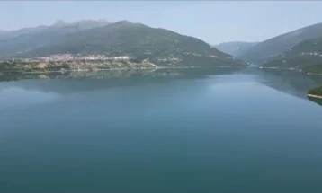 Водата во Дебарско Езеро од прва категорија