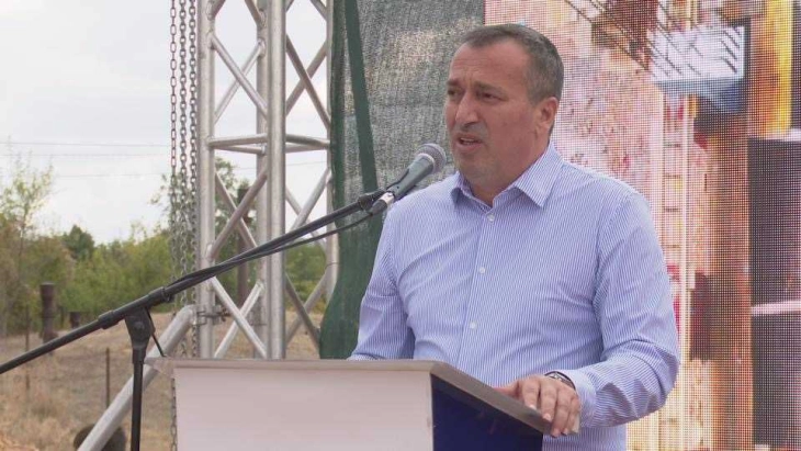 Qeveria mori vendim për ndërprerjen e mandatit të kryetarit të komunës Saraj