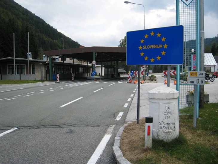 Словенечката влада го продолжи надзорот на границите со Хрватска и Унгарија