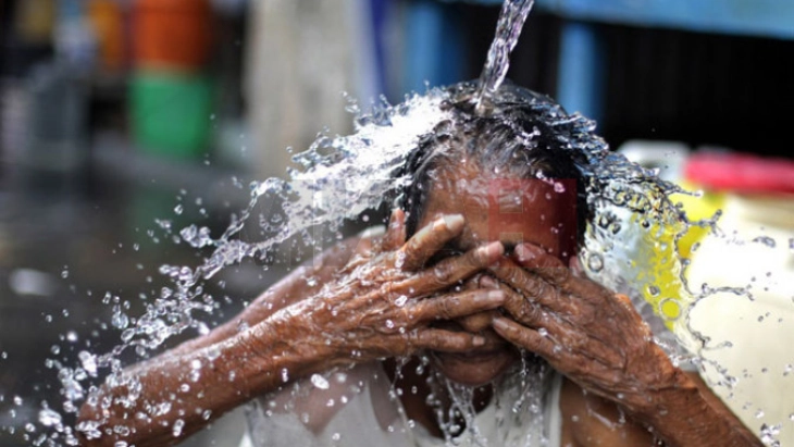Të paktën njëqind viktima në tre muaj e gjysmë të fundit për shkak të valës së të nxehtit në Indi