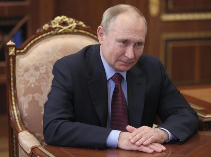 Путин: Русија не ја исклучува можноста да испорача оружје на други земји