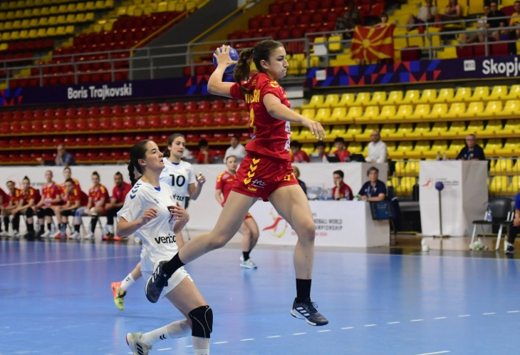 Македонските ракометарки ја поминаа групната фаза на Светското првенство У-20