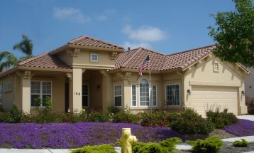 Во САД намалена продажбата на нови домови, берзите со намален раст