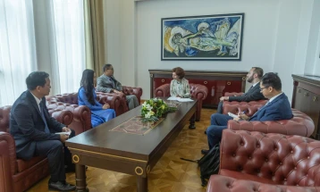President Siljanovska Davkova meets Vietnamese Ambassador Long
