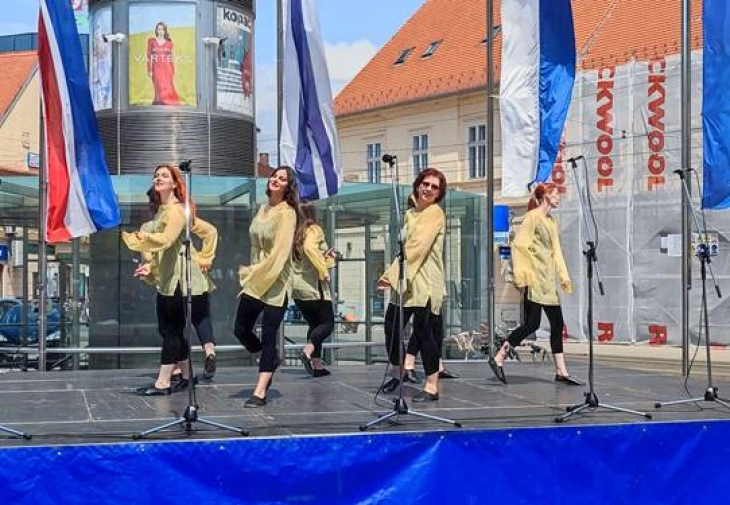 Концерт на хрватската танцова група „Пријатели на Израел“ на „Скопско лето“