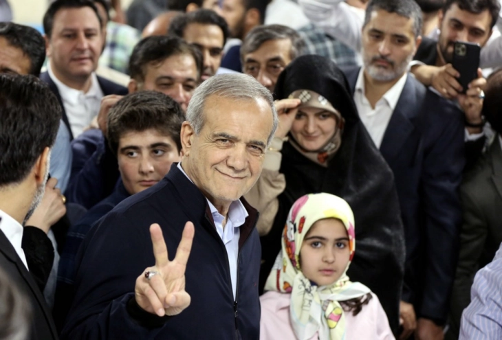Пезешкијан и Џалили одат во вториот круг од претседателските избори во Иран
