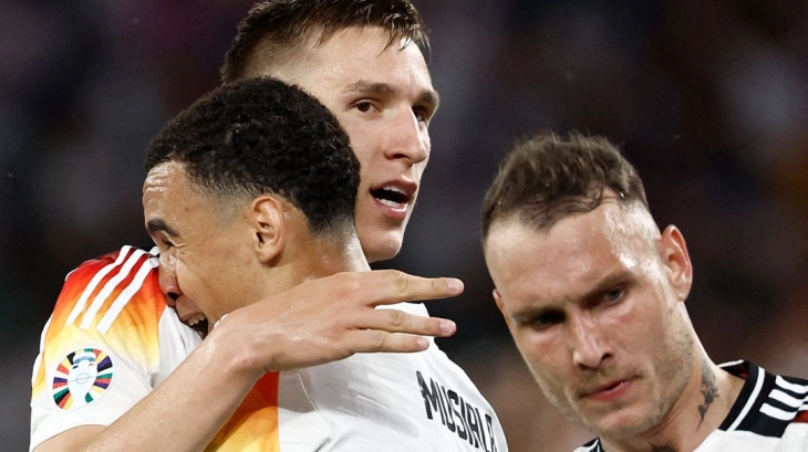 Germany bide their time to beat Denmark and reach Euro quarters