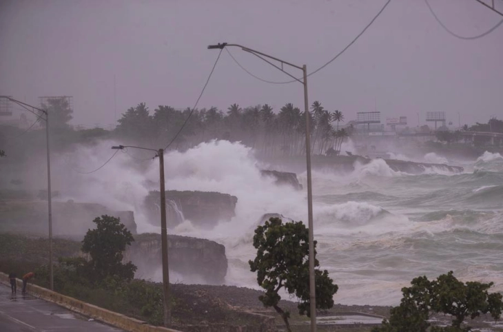 Најмалку едно лице загина во ураганот Берил во карипската држава Гренада