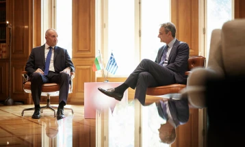 Мицотакис и Радев го потврдиле стратешко партнерство меѓу Грција и Бугарија