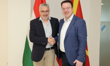 Средба на заменик претседателот на Владата и министер за транспортНиколоски со унгарскиот амбасадор Клајн