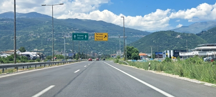 СВР Тетово очекува зголемен интензитет на сообраќај, апелира возачите да ги почитуваат законските прописи