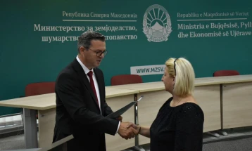 Tripunovski: Janë ndarë 56 marrëveshje për përkrahje të ngjarjeve lokale dhe panaireve