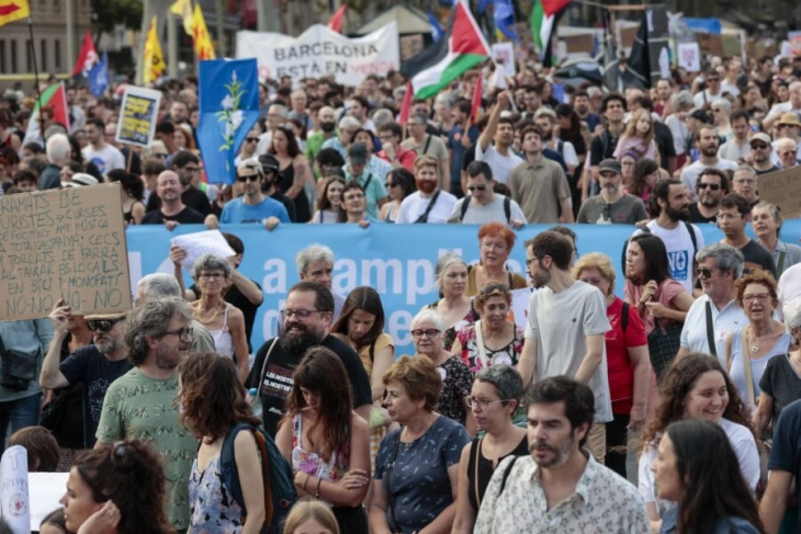 Demonstrata në Barcelonë kundër turizmit të tepruar