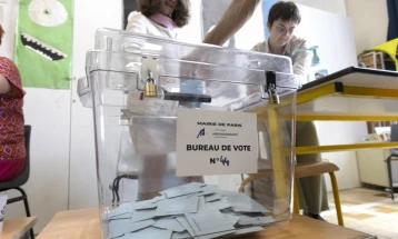 Огромна излезност на изборите во Франција