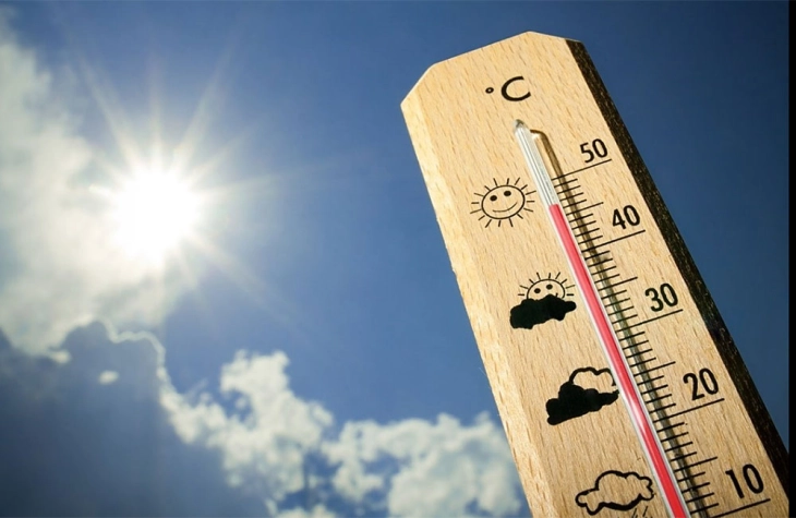 Sunny and hot, temperatures to reach 39C