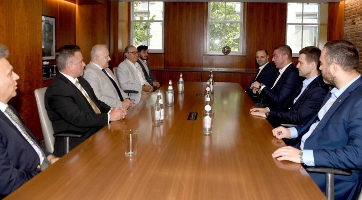 PM meets UMD leadership ahead of NATO summit