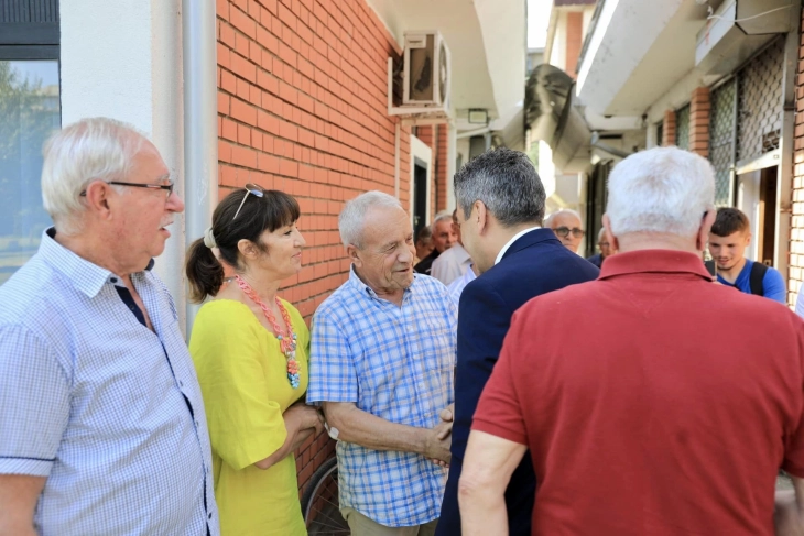 Меџити и Лимани на средба со пензионери во Чаир