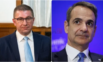 Mickoski: Si udhëheqës i qeverisë jam i detyruar t'i respektoj Kushtetutën dhe ligjet, por pres edhe ndërtim të marrëdhënieve të mira fqinjësore të cilat i ngjajnë shekullit 21