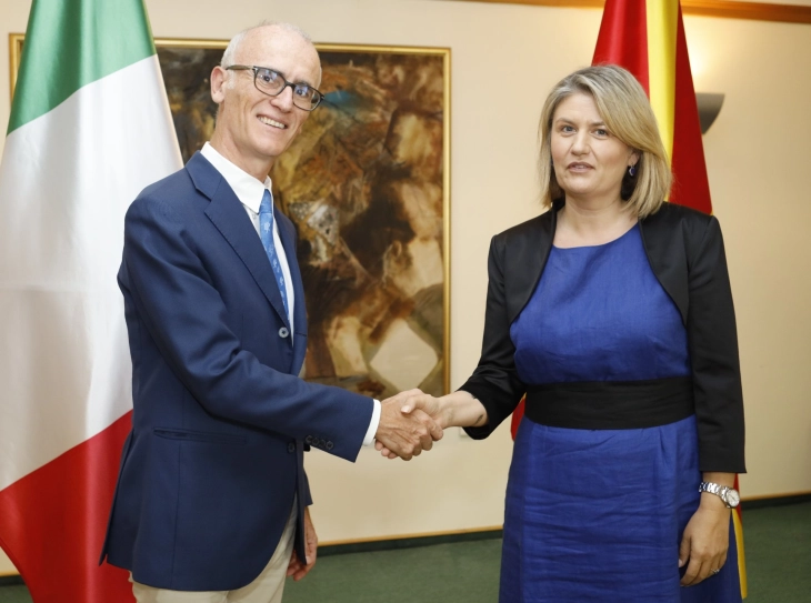 Energy Minister Bozhinovska meets Italian Ambassador Silvestri 