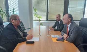 Средба на министерката Јаневска со францускиот амбасадор Бомгартнер