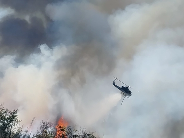 Пожарот во неготинско активен, се очекува да интервенира армискиот хеликоптер