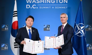 Јужна Кореја и НАТО потпишаа сертификат за пловидбеност на произведените борбени авиони во оваа азиска земја