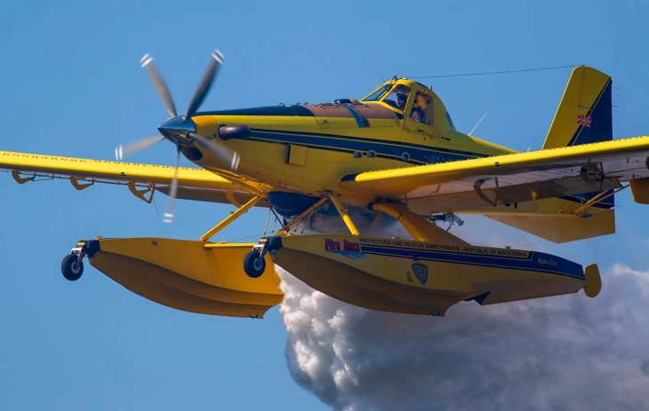 Двата „Ер трактор“ авиони на ДЗС се вклучуваат во гаснењето на пожарите во Неготинско