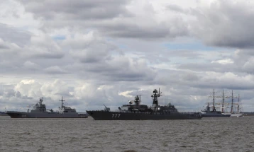 Два руски воени брода пристигнаа во Кина на заеднички поморски вежби
