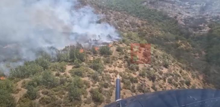 Полициски хеликоптер исфрлил над 38 тони вода  врз пожарот на планината Серта