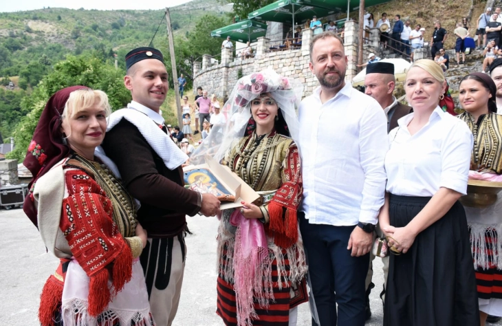 Љутков: „Галичка свадба“ е чувар на македонскиот културен и национален идентитет