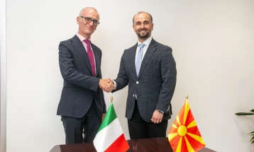 Takim i ministrit Murtezani me ambasadorin italian Silvestri