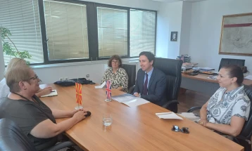 Средба на министерката Јаневска со британскиот амбасадор Лосон