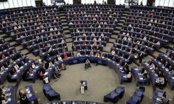 Eurodeputetët e rinj kanë filluar punën, kandidatët për kryetar të PE-së kanë prezantuar qëndrimet e tyre