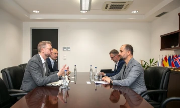Minister of European Affairs Murtezani meets EIB representatives