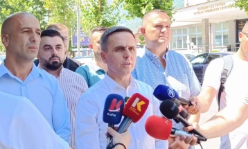 Касами: Ќе утврдиме реално колку паркинзи ни требаат во Тетово