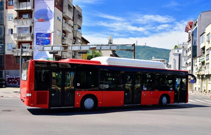 NQP-së i mungojnë autobusë që ta respektojë orarin e vozitjes, nisma për furnizim të autobusëve ekologjikë nuk e mori mbështetjen e nevojshme