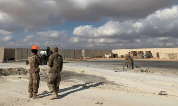 Во Ирак нападната воената база Аин ал Асад