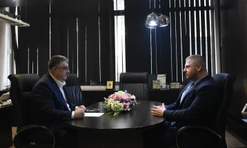 Takimi i ministrit Minçev me kryetarin e Komisionit për parandalim dhe mbrojtje nga diskriminimi Jadrovski