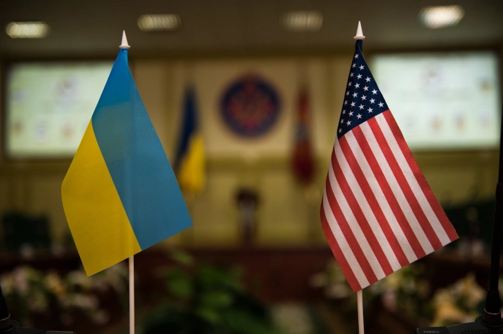 Столтенберг: „Исклучително важно“ е САД и понатаму ја поддржуваат Украина