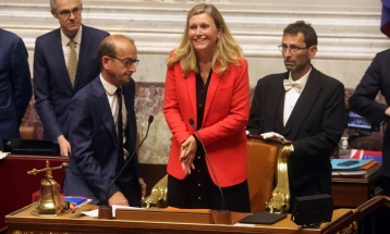 Jael Bron-Pive u rizgjodh kryetare e Parlamentit francez