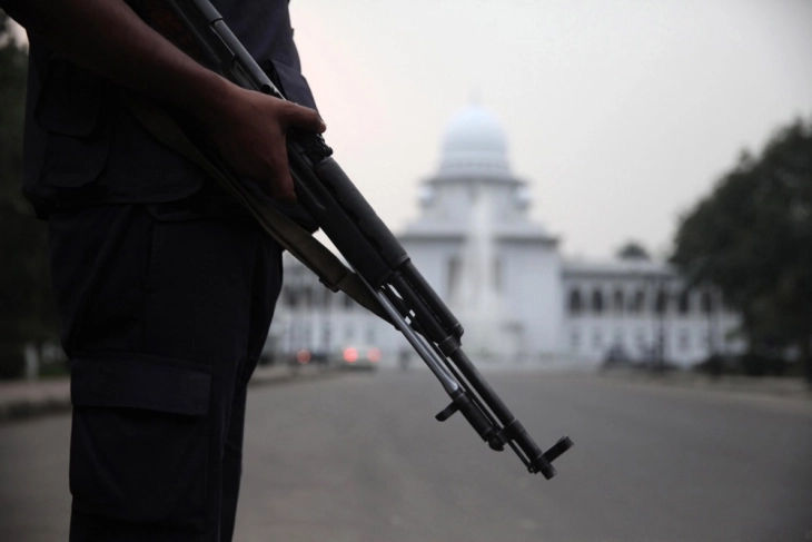 Врховниот суд во Бангладеш парцијално го повлече контроверзниот систем за вработување во Владата