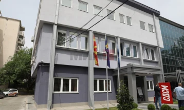 Филипче: ВМРО-ДПМНЕ ги понижува работниците, нема покачување на плати во ниеден сектор