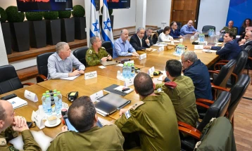 Медиуми: Шефовите за безбедност се согласни дека Израел може да ја напушти Газа доколку се постигне договор