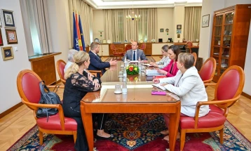 Takim i Kryetarit Gashi me përfaqësuesit e Komisionit për parandalim dhe mbrojtje nga diskriminimi
