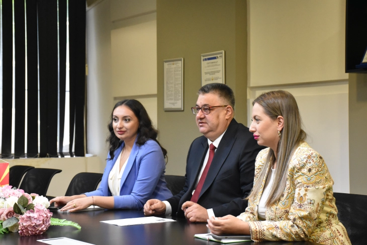 Министерот Минчев  на средба со претставници на Меѓународниот републикански институт (ИРИ)