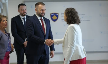 Durmishi-Rizvanoli: Bashkëpunimi i rritur mes dy vendeve do të sjellë prosperitet për qytetarët e Maqedonisë së Veriut dhe Kosovës
