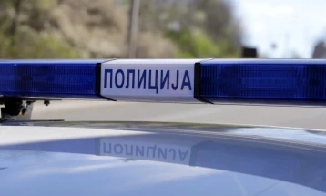 ТВ Нова: Се преврте комбе полно со мигранти на автопатот Пирот - Ниш