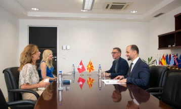 Средба на министерот Муртезани со швајцарската амбасадорка Улман Марти