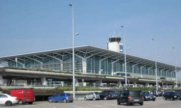 Евакуиран француско-швајцарскиот аеродром Базел-Мулхаус поради безбедносни причини